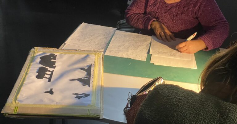 Réalisation d&rsquo;un conte en théâtre d&rsquo;ombres, 13/10/2025